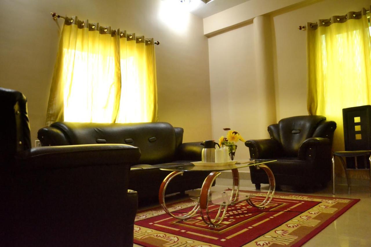 Hotel Om International Bodh Gaya Extérieur photo