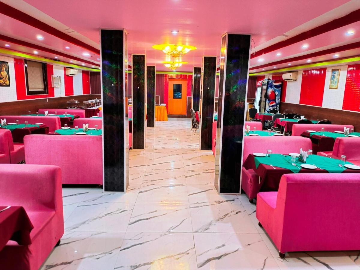 Hotel Om International Bodh Gaya Extérieur photo