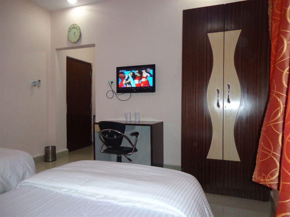Hotel Om International Bodh Gaya Extérieur photo