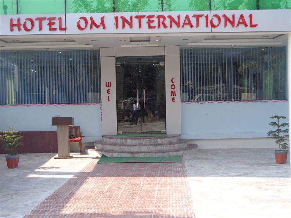 Hotel Om International Bodh Gaya Extérieur photo